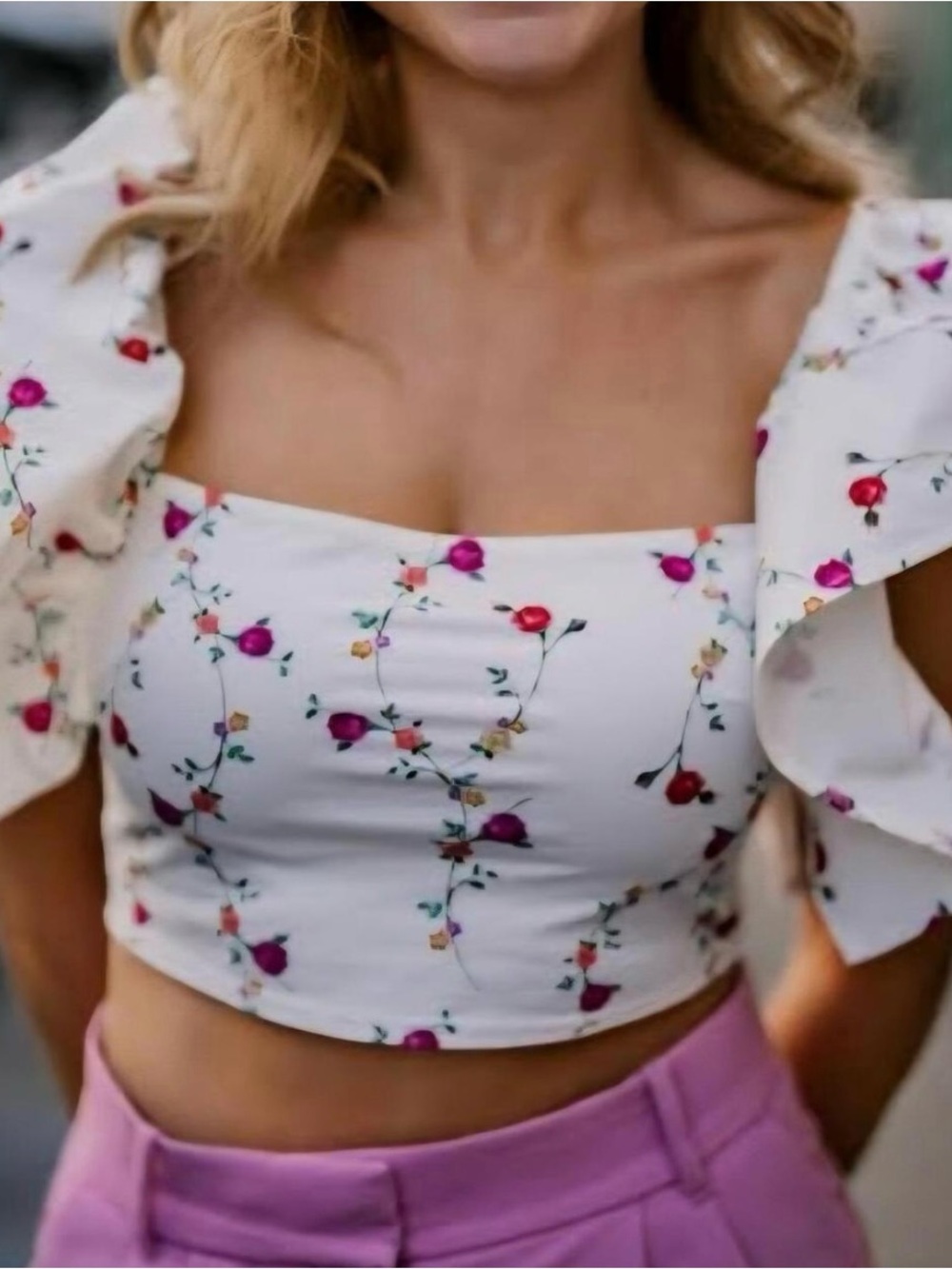 Zara Women's Crop top - White/Red Floral Puff Sleeve Square Neck